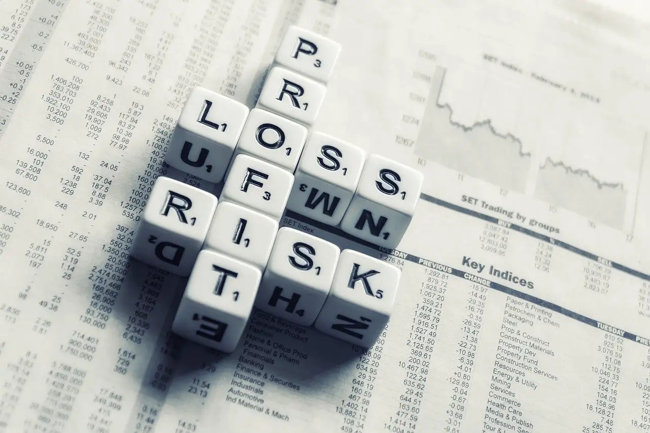 Analisa Laporan Keuangan (ALK) Menggunakan Metode Financing Waterfall Cash Flow