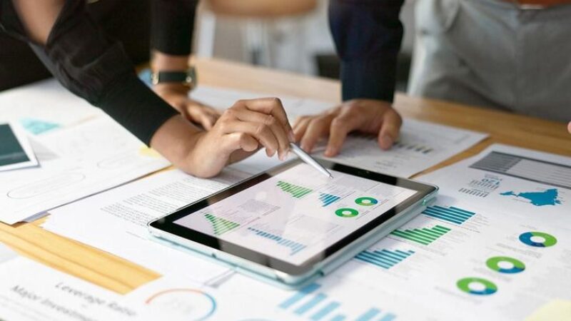 How to make money with AI in Canada (10 real ideas) _ Printful _ Printful